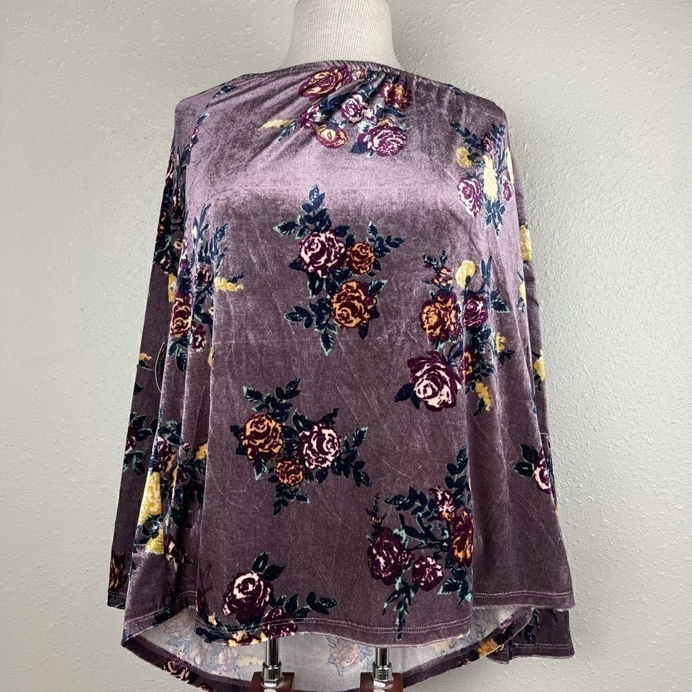 NWT It’s Our Time Women’s Off The Shoulder Too